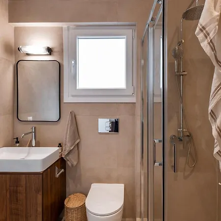 Serene Апартаменты *